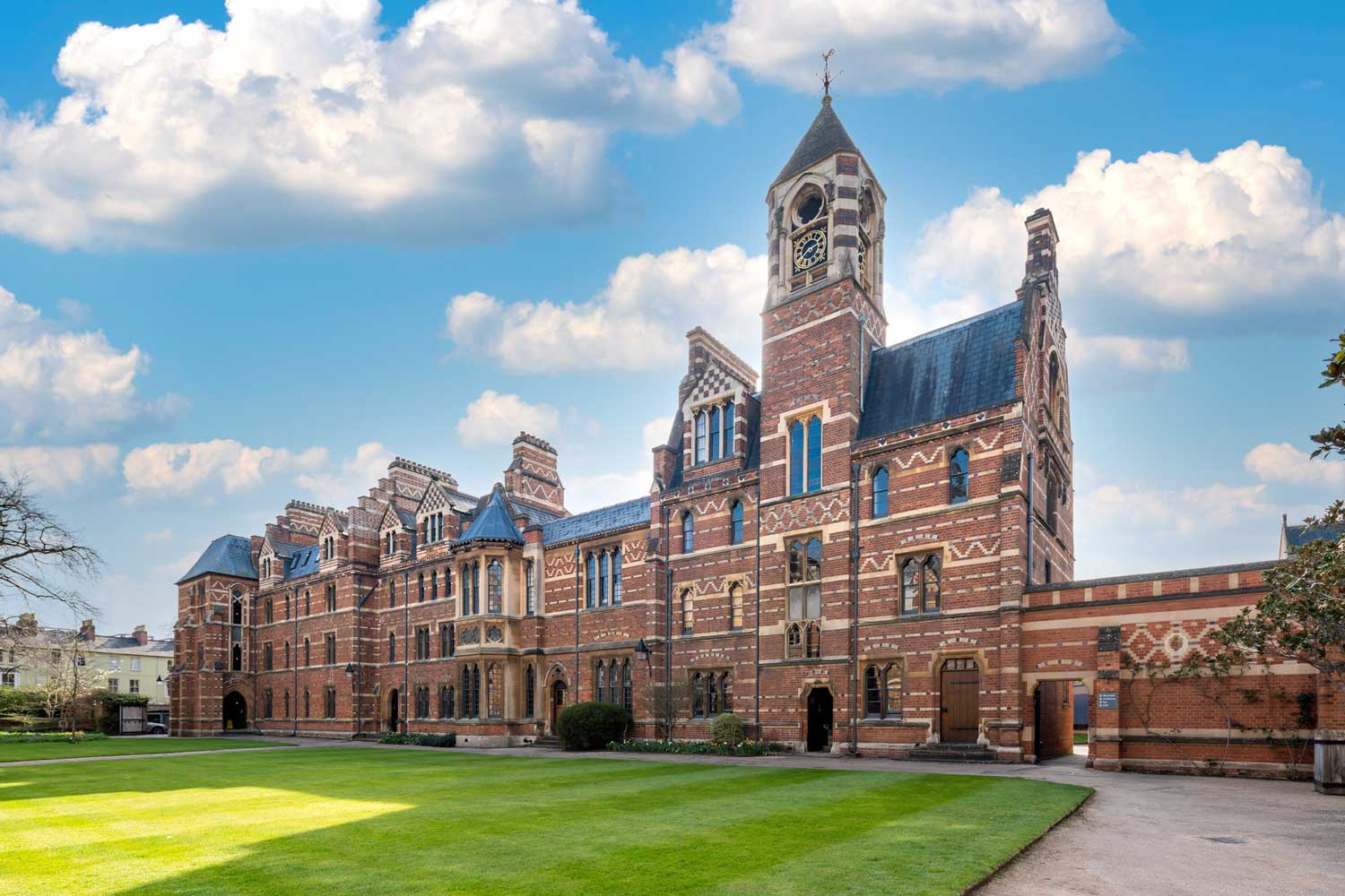 Oxford Conferences - Pusey Quad - Keble College